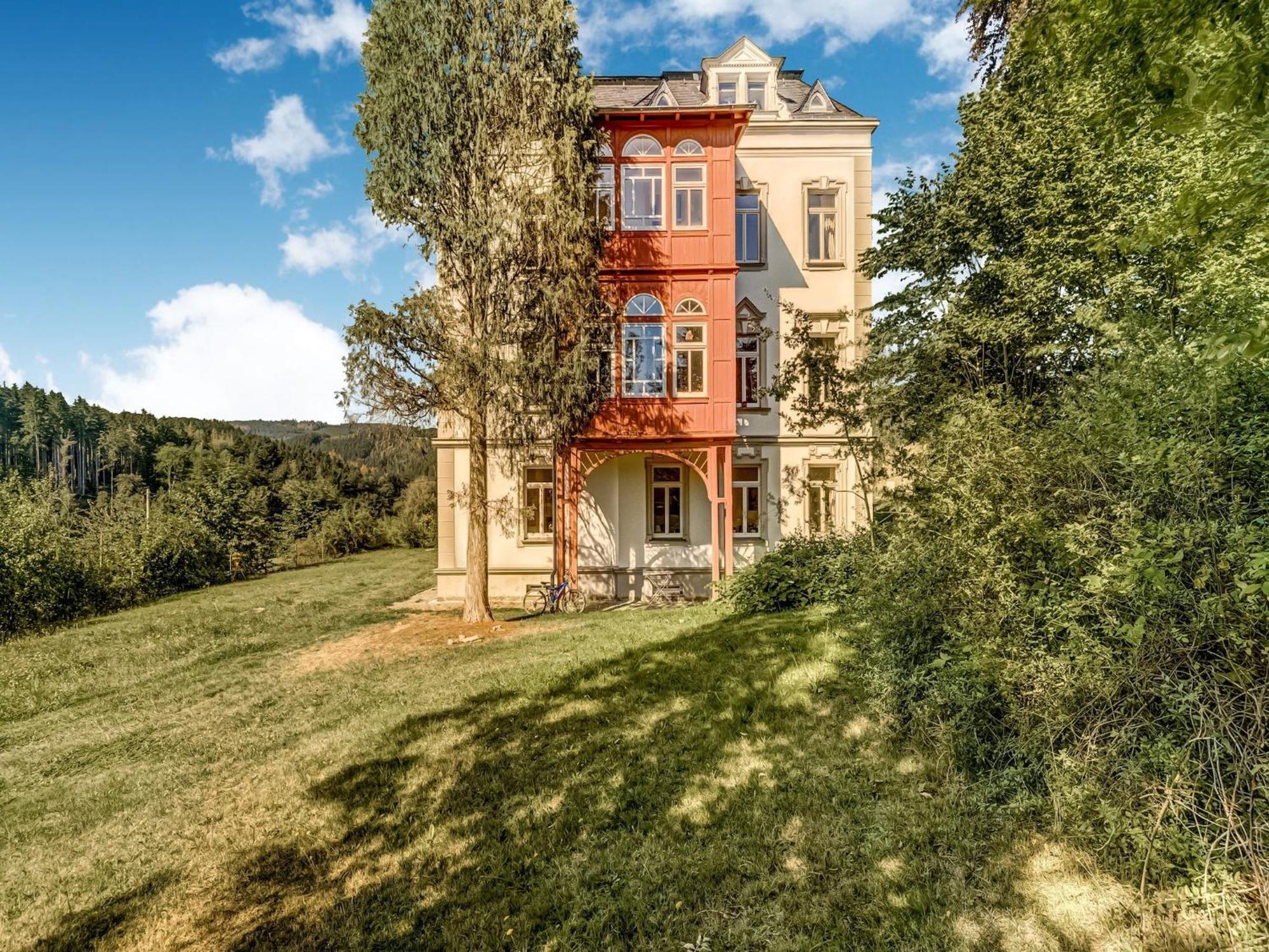 Alluring Villa In Grunhainichen Borstendorf With Garden Leubsdorf Екстериор снимка